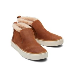 Toms Paxton slip on, leopard heel, faux fur inside. Never worn-new in box.